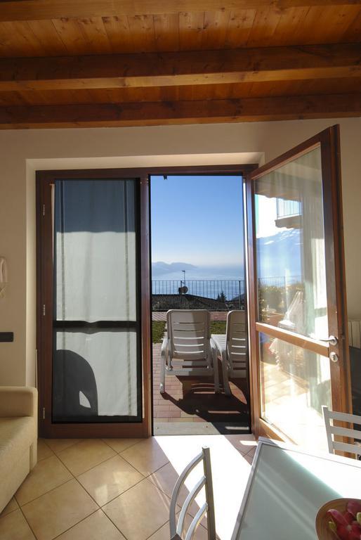 Residence Mirena - Rebomaholidays Tignale Exterior photo